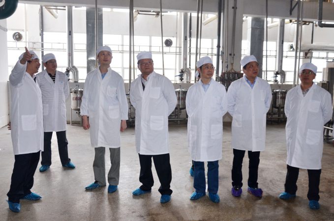 江西省药监局吴维副局长到仁和集团调研