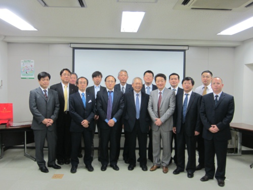 杨文龙董事长率团赴日本访问