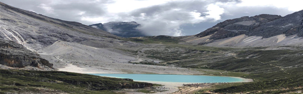 您好，色达、稻城亚丁